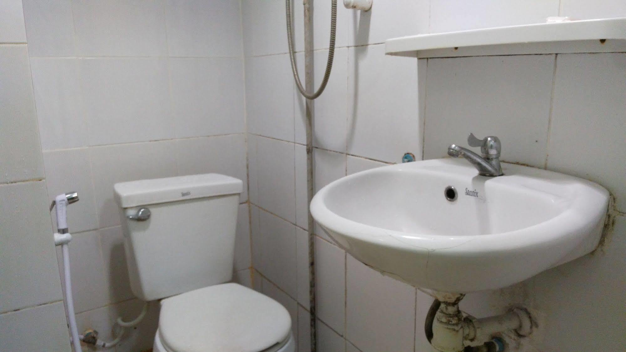 Alsana Hotel バンコク都 エクステリア 写真